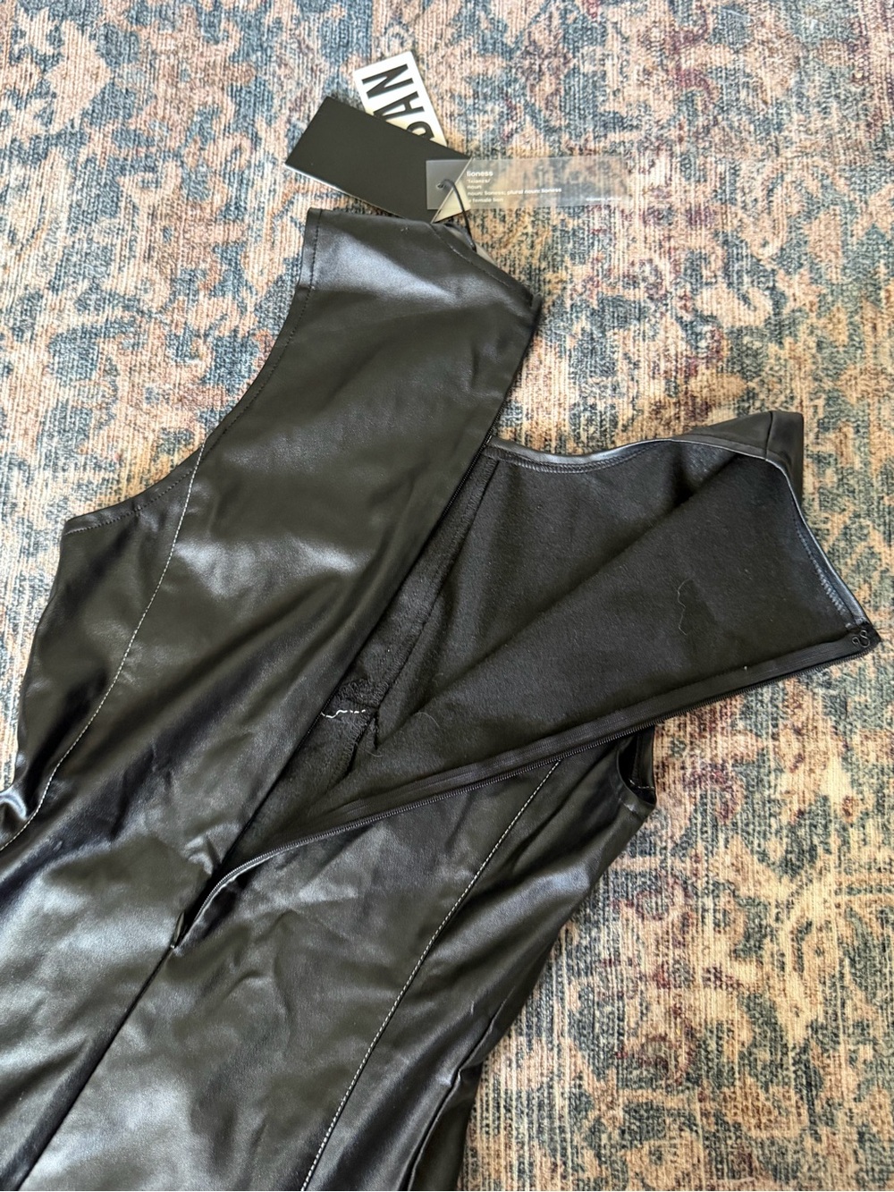 NEW Lioness Le Chateau Pleather Corset Style Bodice Sleeveless Mini Dress XS - Picture 14 of 14